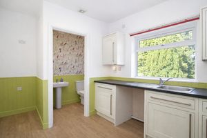 Utility Room- click for photo gallery